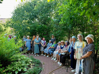 Активное долголетие в «Пугачевском»: движение, радость и новые друзья.