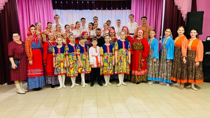 В ГАУ СО СОЦ «Пугачевский» состоялась концертная программа «Танцуй и пой, моя Россия!»